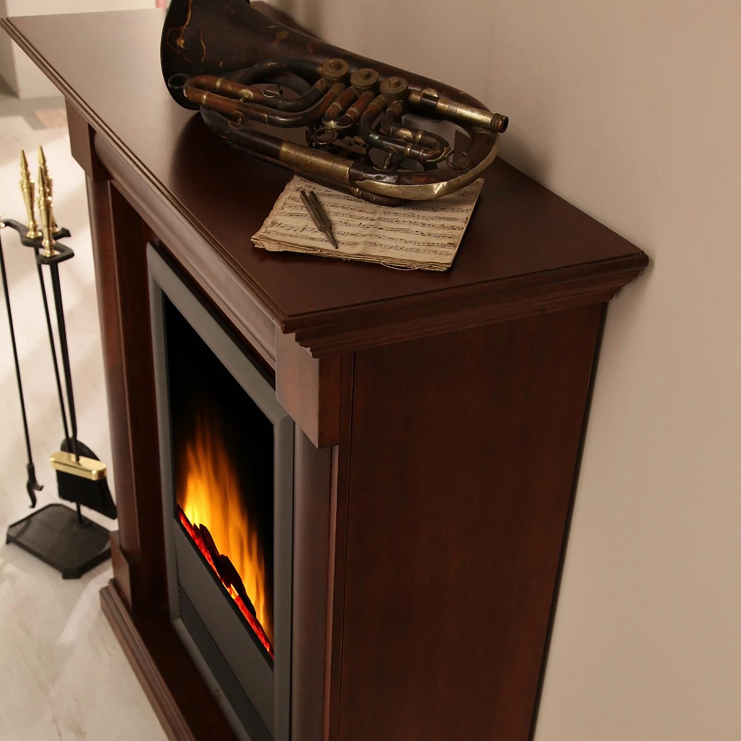 Montreux Elektrokamin Lomba - Nußbaumfarbig antik mit Wurzelfurnier 6 Montreux Elektrokamin Lomba - Nußbaumfarbig antik mit Wurzelfurnier – Bild 6